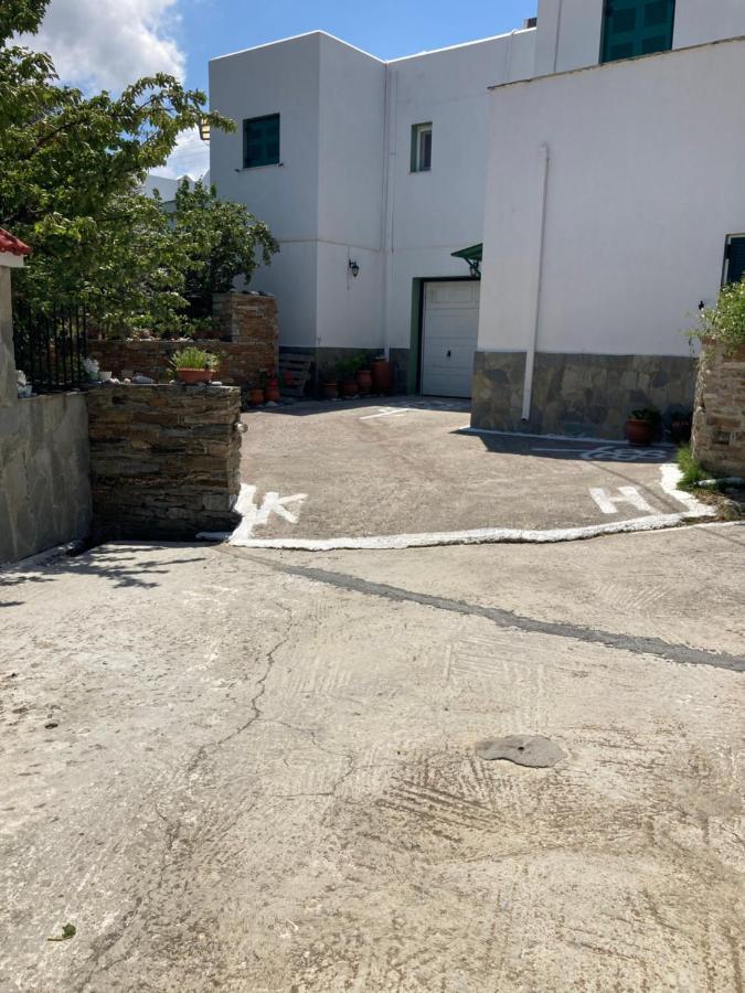 Agkyra Rooms Aladhinon Exterior photo