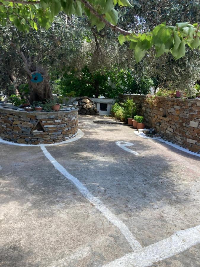 Agkyra Rooms Aladhinon Exterior photo