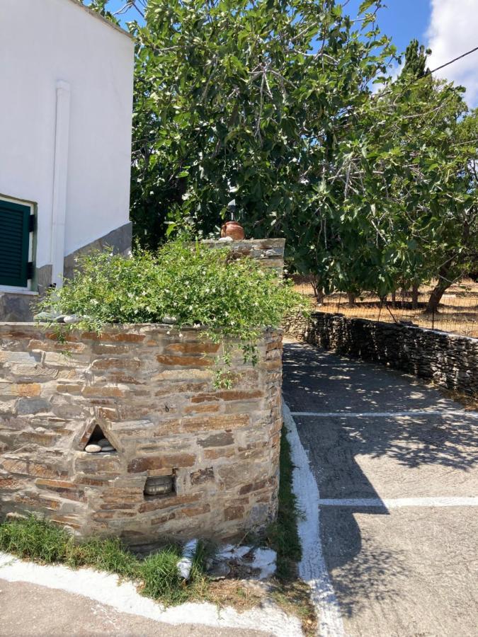 Agkyra Rooms Aladhinon Exterior photo